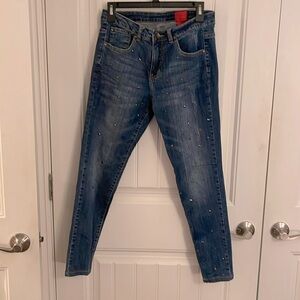V Cristina  women’s size 8 STARZ and studs ankle jeans, distressed midrise light